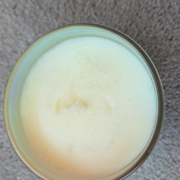 Moodcast Beach Vacay Candle - Iridescent - Picture 2 of 3